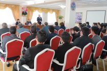 В Таджикском государственном университете права, бизнеса и политики состоялась встреча по предупреждению правонарушений среди молодёжи и несовершеннолетних
