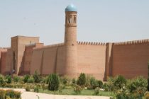СЕГОДНЯ — МЕЖДУНАРОДНЫЙ ДЕНЬ ПАМЯТНИКОВ И ИСТОРИЧЕСКИХ МЕСТ. В Таджикистане насчитывается 3 тысячи исторических памятников
