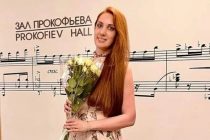 Арфистка театра оперы и балета представила Таджикистан на Международном фестивале «Северная лира» в России
