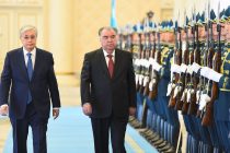 Церемония официальной встречи Президента Республики Таджикистан Эмомали Рахмона во дворце «Ок-Орда» Республики Казахстан