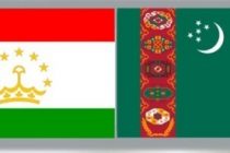 Туркмены издревле почитали таджикскую литературу, а таджики туркменскую