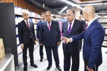 Президент Республики Таджикистан Эмомали Рахмон в Худжанде открыл Торгово-развлекательный центр «Хонаи ман»