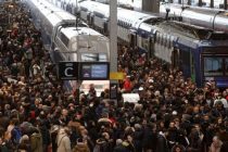 Непогода во Франции нарушила движение поездов из Парижа в сторону Атлантики
