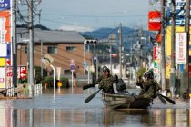 Почти 200 тысячам человек на западе Японии предписано эвакуироваться из-за ливней