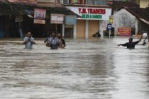 В индийском городе Дели из-за выхода реки из берегов эвакуировали около 24-х тысяч человек
