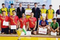 В Душанбе состоялось спортивное соревнование по волейболу