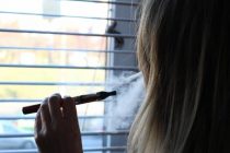 ВОЗ предупреждает о вреде электронных сигарет
