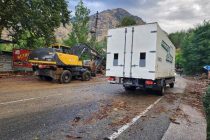 Дожди, селевые потоки и оползни нанесли большой ущерб дорожно-транспортной отрасли Таджикистана