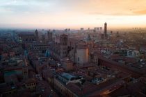 «Падающая» башня в Италии закрыта из-за высокого риска обрушения
