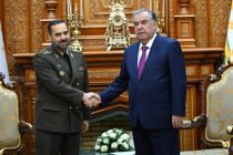 Президент Республики Таджикистан Эмомали Рахмон принял Министра обороны и поддержки Вооруженных сил Исламской Республики Иран Мухаммада Риза Аштиёни