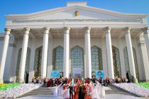 Молодёжный театр имени М. Вахидова на Международном театральном фестивале в Туркменистане представил спектакль «Ночь вдали от Родины»