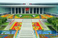 Премьер КНР рассказал о возможностях национального рынка