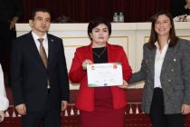 Участникам тренинга вручены сертификаты по повышению уровня обслуживания в туристических субъектах Таджикистана