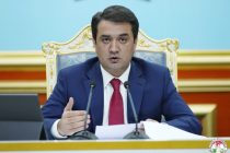 Президент Федерации футбола Таджикистана Рустами Эмомали провёл встречу с футбольной общественностью страны