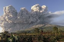 Число погибших в результате извержения вулкана в Индонезии возросло до 23-х