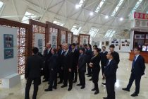 В честь 115-летия академика Бободжона Гафурова в Национальном музее Таджикистана открылась выставка