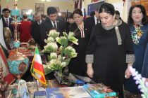В Душанбе прошёл международный фестиваль «Восток — Запад» по народным ремёслам Евразии