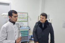Ночной обход Джамолиддина Абдуллозода в ряде медицинских и лечебных учреждений Согдийской области
