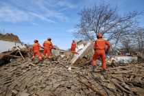 В результате землетрясения в Синьцзяне на северо-западе Китая погибли три человека