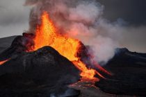 Извержение вулкана Ла-Кумбре зафиксировано на Галапагосских островах