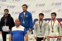 Молодые таджикские спортсмены завоевали бронзовые медали на международных соревнованиях по боксу в Астане и Баку