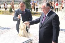 Президент Республики Таджикистан Эмомали Рахмон в городе Истаравшане открыл новое здание Дворца культуры