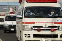 В Японии двое школьников погибли и 16 пострадали после удара молнии