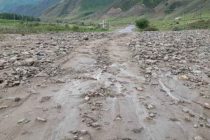 В шести районах Таджикистана  сошли сели, подтоплены дороги и приусадебные участки