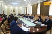 В Душанбе состоялось заседание с целью развития туризма, народных ремёсел и активизации работ по благоустройству