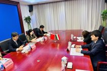 Таджикистан и Китай обсудили перспективы сотрудничества в приоритетных отраслях промышленности