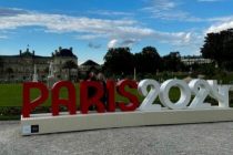 Вертолеты с военными — Париж готовится к Олимпиаде и повышает меры безопасности