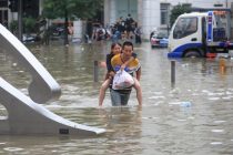 Жертвами проливных дождей на юго-востоке Китая стали пять человек