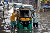Число погибших в результате наводнений в Индии возросло до 72-х человек