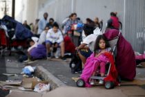 Число голодающих граждан США выросло почти в два раза