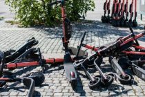 Пражане ополчились против электросамокатов