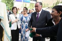 Лидер нации Эмомали Рахмон в городе Хороге открыл Центры культур, торговли и областной Совет профсоюзов