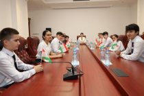 Мавсума Муини встретилась с талантливыми подростками и молодёжью