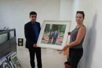 Фотографии известного таджикского фотографа Заура Дахте переданы Национальному музею Таджикистана