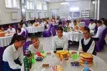 В Канибадаме детей из малообеспеченных семей обеспечили школьной формой