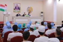 Депутаты Маджлиси намояндагон встретились с сотрудниками и врачами Худжанда