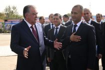 Лидер нации Эмомали Рахмон в городе Вахдате сдал в эксплуатацию предприятие по производству кирпича Общества с ограниченной ответственностью «Талант»