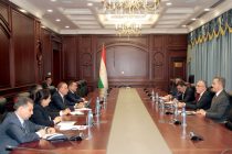 Хоким Холикзода встретился с Министром труда и социального обеспечения Турции Ведатом Ишиханом