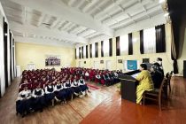 В Бустоне прошла конференция в честь Дня государственного языка