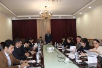 В Душанбе обсудили роль и статус Конституции в становлении демократического и правового государства