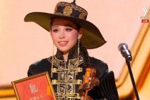 В Астане выбрали победителя «Silk Way Star»: награду финалисту вручил Димаш Кудайберген