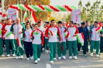 «МОЛОДЁЖЬ И СПОРТСМЕНЫ – ВЕРНОСТЬ ЛИДЕРУ НАЦИИ И ГОСУДАРСТВЕННОМУ ФЛАГУ». Под таким названием прошло мероприятие «Бег ради удовольствия»