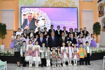 Президент Республики Таджикистан Эмомали Рахмон в районе Сино города Душанбе открыл Учреждение дошкольного образования «Гулистон»