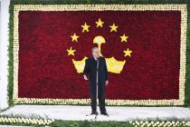 Лидер нации Эмомали Рахмон в городе Бохтаре встретился со 100 победителями республиканских конкурсов, научных и международных олимпиад, а также с круглыми сиротами из городов и районов Хатлонской области