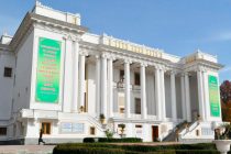 Таджикский государственный академический театр оперы и балета возрождает национальный мужской танец