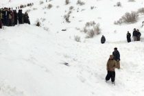 В горах на северо-западе Ирана из-за снегопадов заблокированы 14 человек